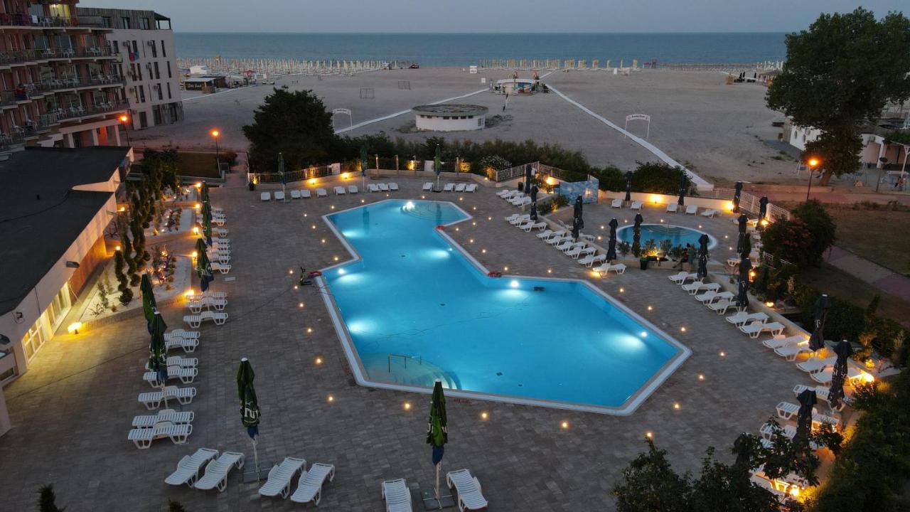Hotel Amiral Mamaia Ngoại thất bức ảnh