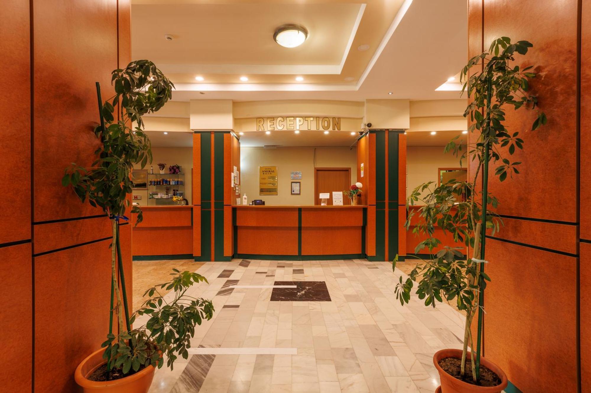 Hotel Amiral Mamaia Ngoại thất bức ảnh