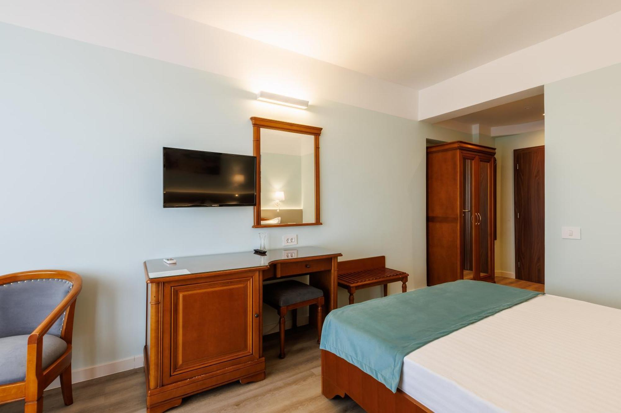 Hotel Amiral Mamaia Ngoại thất bức ảnh
